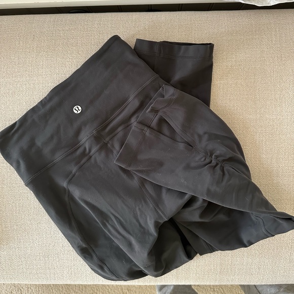 lululemon athletica Pants - Lululemon cropped ruched back align leggings